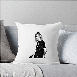 Story Hub Annie Elise Pillows Cover