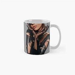 Ariana Grande The Boy Is Mine