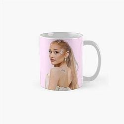 Ariana Grande Met Gala look