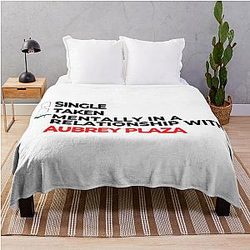 Mentally in a Relationship with Aubrey Plaza Throw Blanket