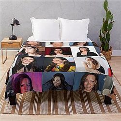 Aubrey Plaza Throw Blanket