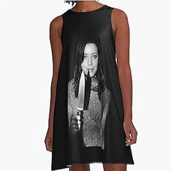 Aubrey Plaza in A-line dress