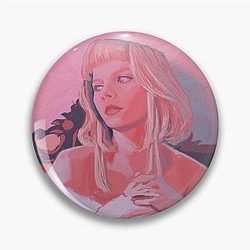 Aurora Aksnes Pin