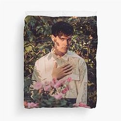 Austin Butler in the Duvet Cover