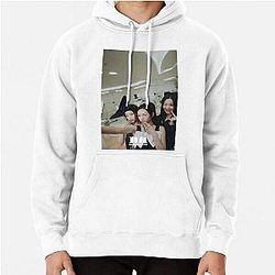 Ruka Chiquita Pullover Hoodie