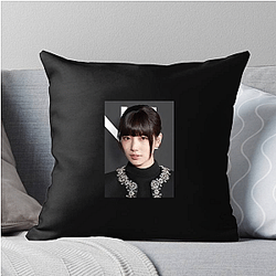 Leading Lady Bae Suzy Pillows Cover