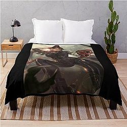 Bayonetta Classic Throw Blanket