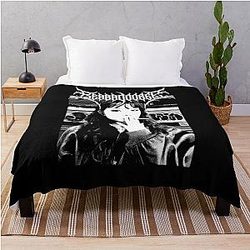 Beabadoobee Metal Style Throw Blanket