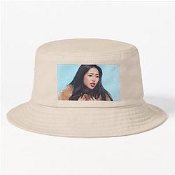 Beabadoobee Poster Bucket Hat