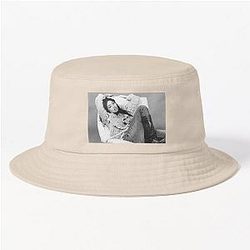 Beabadoobee Poster Bucket Hat