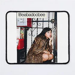 Beabadoobee Active Mouse Pad
