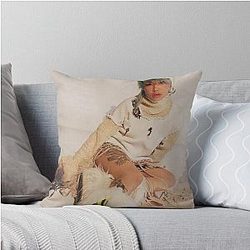 Beabadoobee Throw Pillow