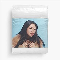 Beabadoobee poster Duvet Cover