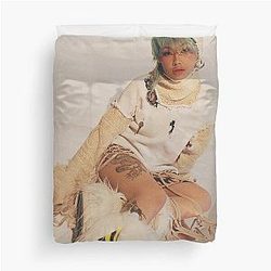 Beabadoobee Poster Duvet Cover