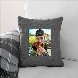 Benson Boone is American artist Benson Boone Pillows Cover