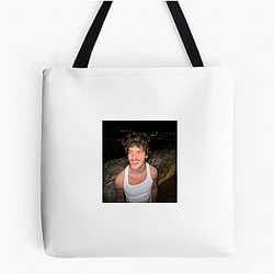 Benson Boone has strong vocals Benson Boone Bags