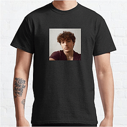 Benson Boone gained fame on TikTok Benson Boone T-Shirts