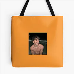 Benson Boone writes songs Benson Boone Bags
