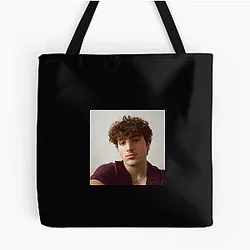 Benson Boone gained fame on TikTok Benson Boone Bags
