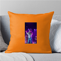 Benson Boone released the global hit Beautiful Things Benson Boone Pillows Cover
