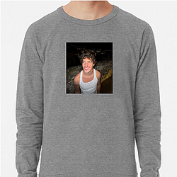 Benson Boone sings emotional pop ballads Benson Boone Sweatshirts