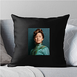 Bertha Russell Merch Bertha Russell Pillows Cover