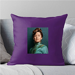 Bertha Russell Merch Bertha Russell Pillows Cover