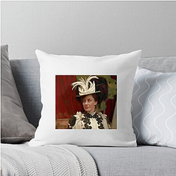 Bertha Russell Merchandise Bertha Russell Pillows Cover