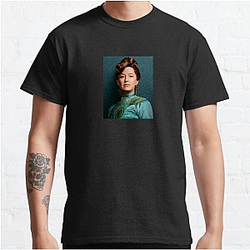 Bertha Russell Merch Bertha Russell T-Shirts