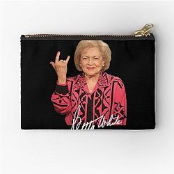 Betty Essential Zipper Pouch
