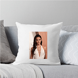 Style Icon Bruna Marquezine Pillows Cover