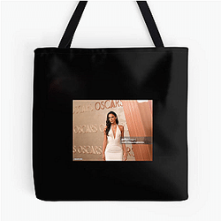 Red Carpet Queen Bruna Marquezine Bags