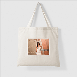 Red Carpet Queen Bruna Marquezine Bags