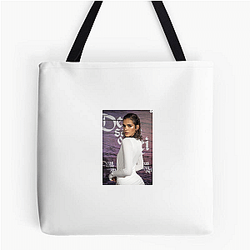Leading Lady Bruna Marquezine Bags