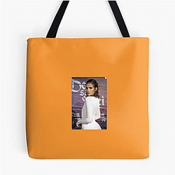 Leading Lady Bruna Marquezine Bags