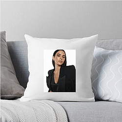 Glamorous Diva Bruna Marquezine Pillows Cover