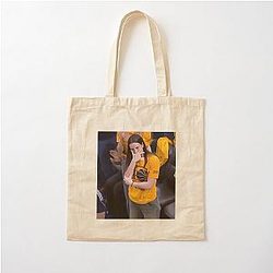 Caitlin Clark 22 Basketball Cotton Tote Bag