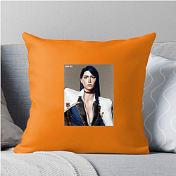 Caitlyn Kiramman Signature Caitlyn Kiramman Pillows Cover