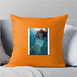 Legendary Actress Carla Gugino Pillows Cover