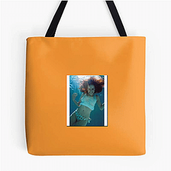 Legendary Actress Carla Gugino Bags