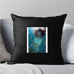 Legendary Actress Carla Gugino Pillows Cover