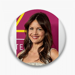 Breakout Actress Carla Gugino Pins