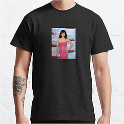 Red Carpet Queen Carla Gugino T-Shirts