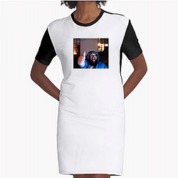 CaseOh is a very popular Twitch streamer Case Oh Dresses