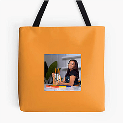 Cassie Yeung Fan Art Cassie Yeung Bags
