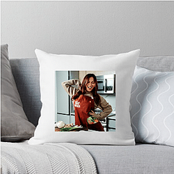 Cassie Yeung Merch Collection Cassie Yeung Pillows Cover