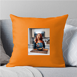 Cassie Yeung Merch Cassie Yeung Pillows Cover