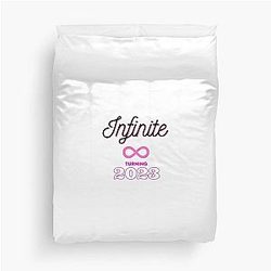 Caylus Merch Essential T-Shirt Duvet Cover