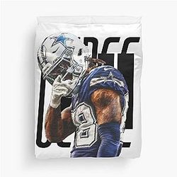 CeeDee Lamb T-Shirt Duvet Cover