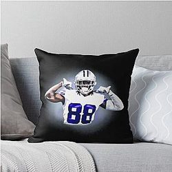 CeeDee Lamb Throw Pillow